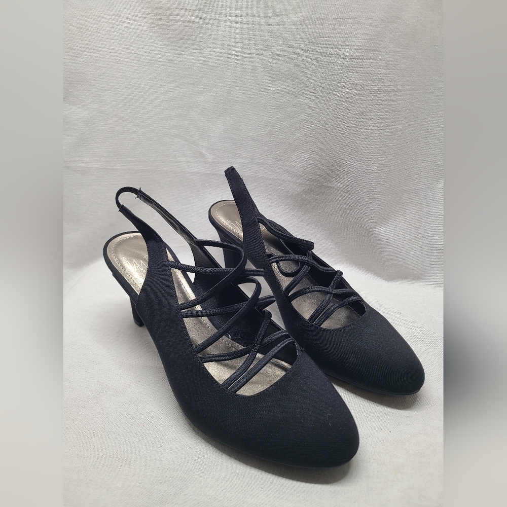 Impo stretch black heels size 8 women's